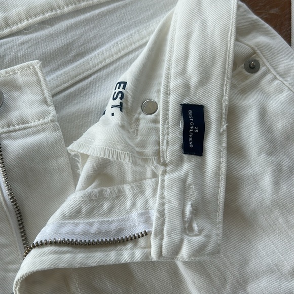 Gap Distressed White Denim Jeans - Picture 2 of 3